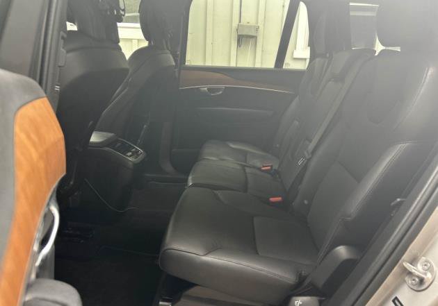 Used 2023 Volvo XC90 B6 Plus AWD/4WD image 8