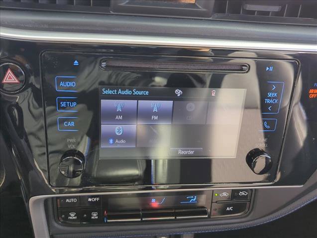 Used 2019 Toyota Corolla SE image 20