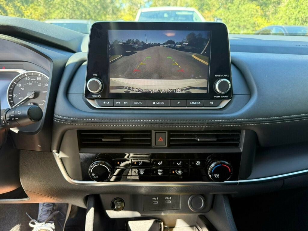 Used 2025 Nissan Rogue S FWD image 6