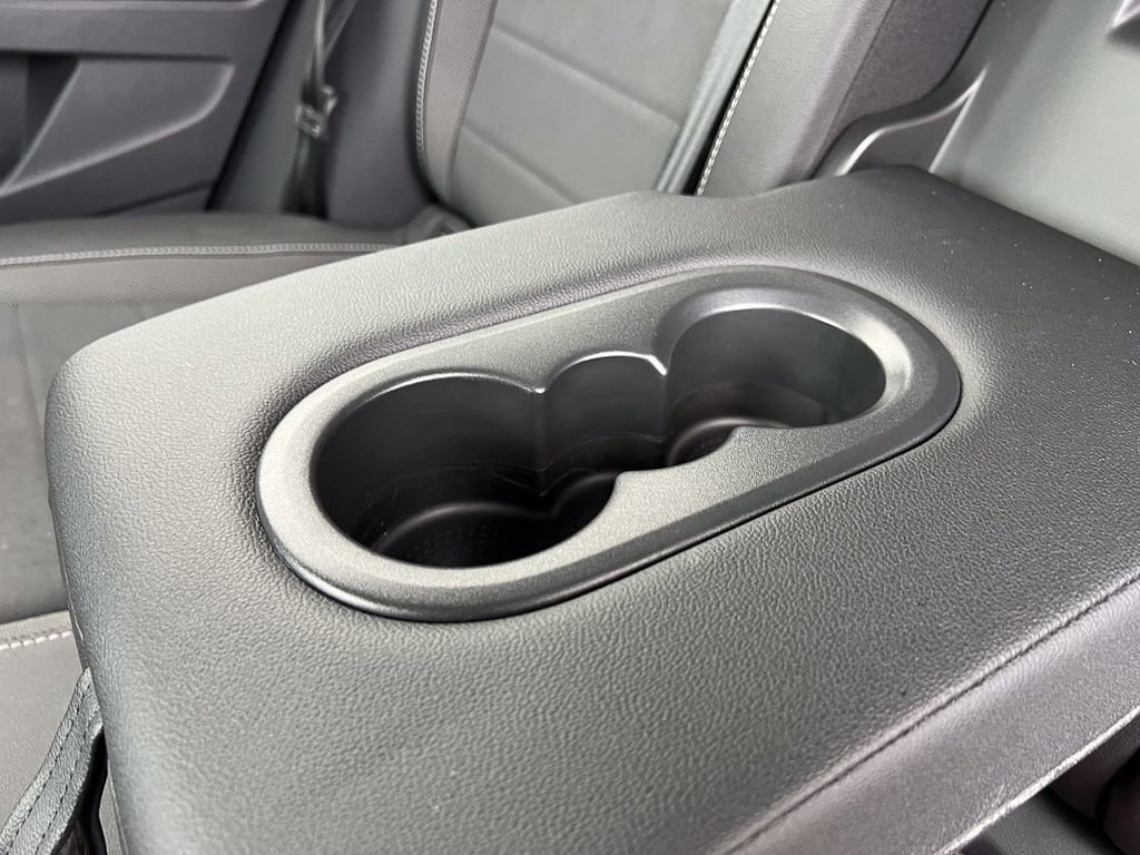 Used 2023 Volkswagen Taos SE image 29