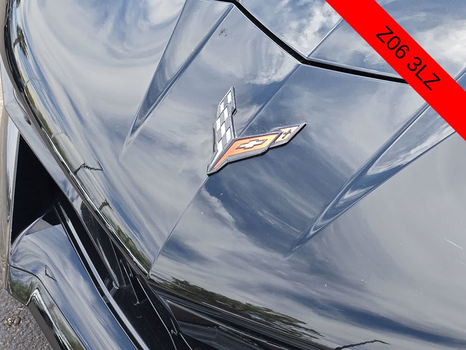 Used 2024 Chevrolet Corvette Z06 RWD image 11