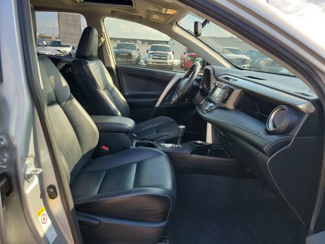 Used 2015 Toyota RAV4 Limited AWD/4WD image 24