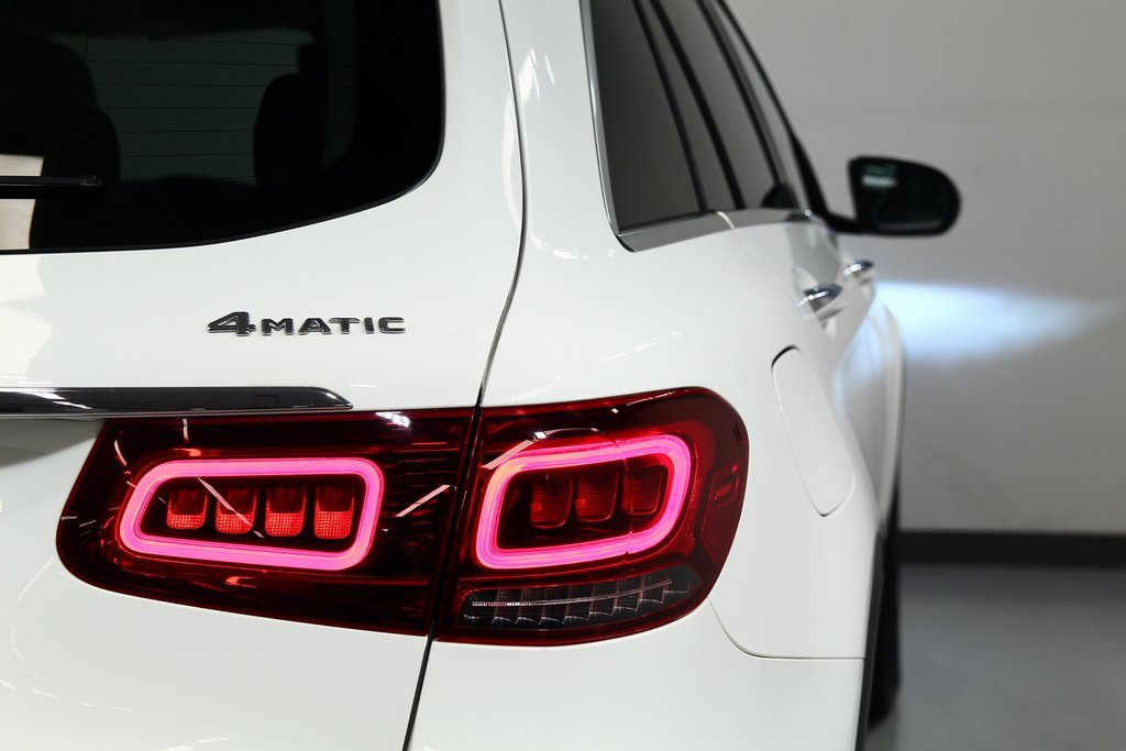 Used 2022 Mercedes-Benz GLC 300 4MATIC image 12