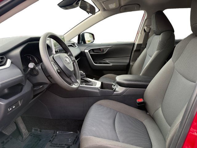 Used 2025 Toyota RAV4 LE FWD image 21