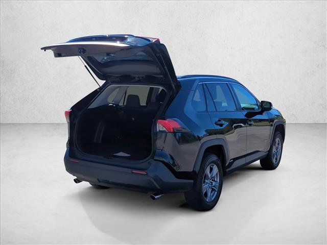 Used 2023 Toyota RAV4 LE AWD/4WD image 8