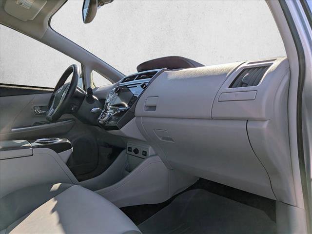 Used 2017 Toyota Prius V Five image 20