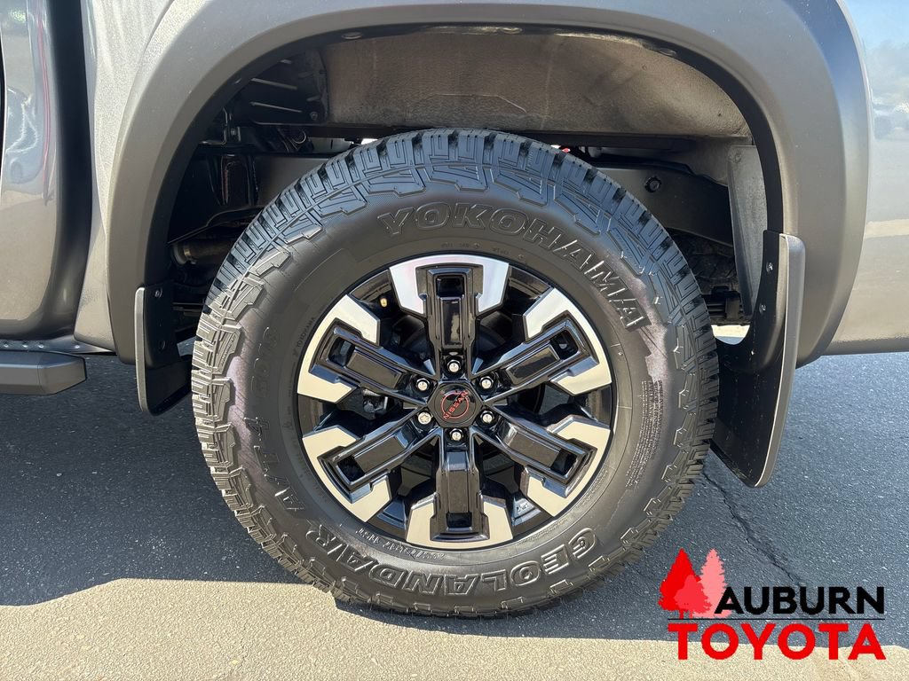 Used 2023 Nissan Frontier PRO-4X w/ Technology Package AWD/4WD image 23