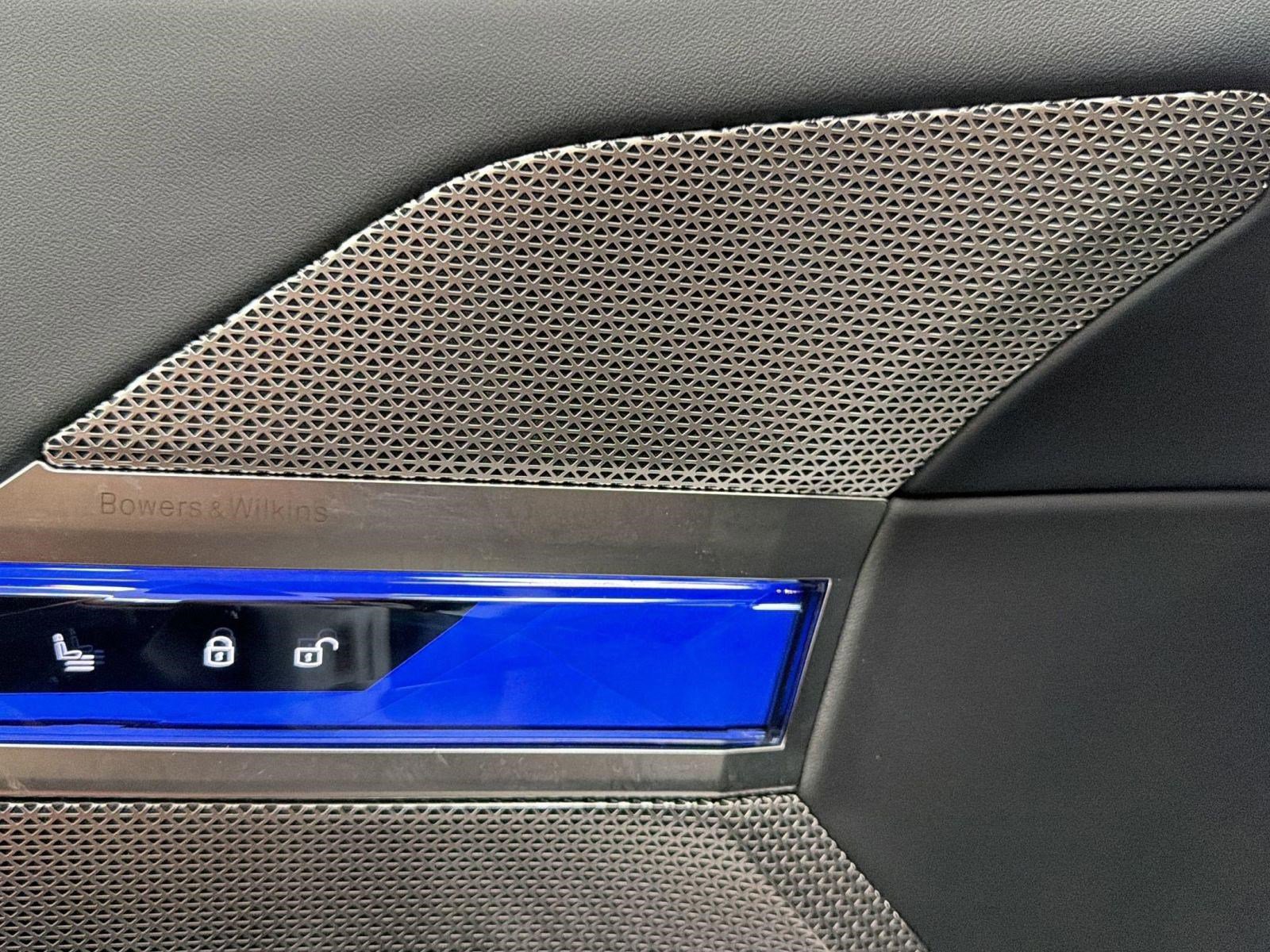 Used 2024 BMW i7 xDrive60 w/ Executive Package AWD/4WD image 22