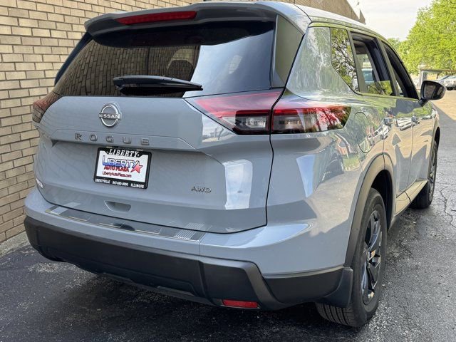 Used 2026 Nissan Rogue SV w/ Cold Weather Package AWD/4WD image 16