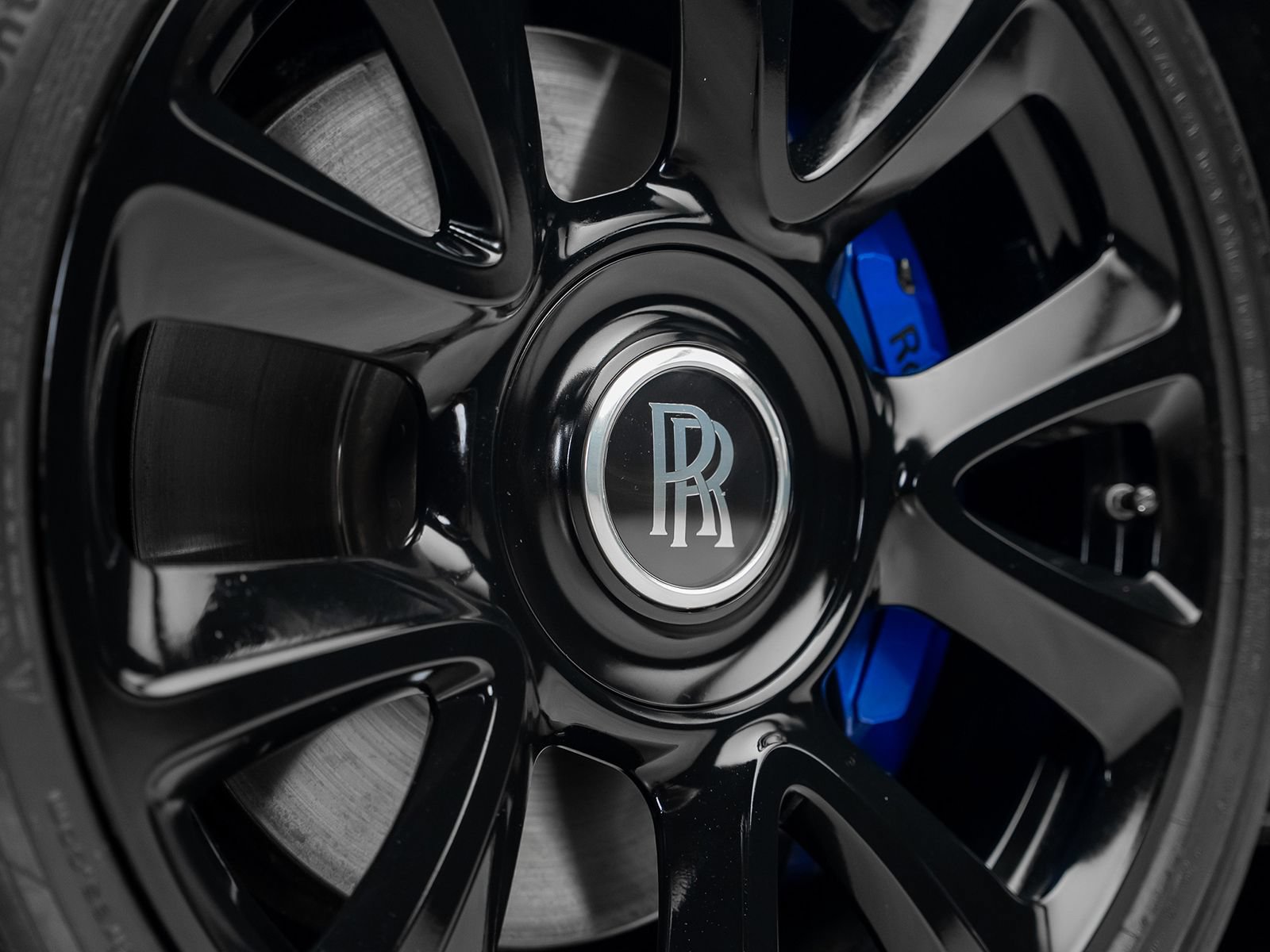 Used 2018 Rolls-Royce Wraith RWD image 23