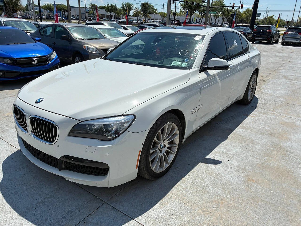 Used 2014 BMW ALPINA B7 xDrive AWD/4WD image 3