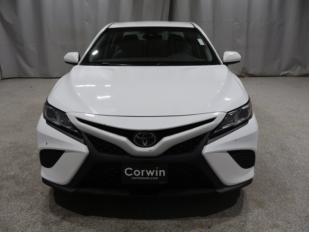 Used 2018 Toyota Camry SE FWD image 7
