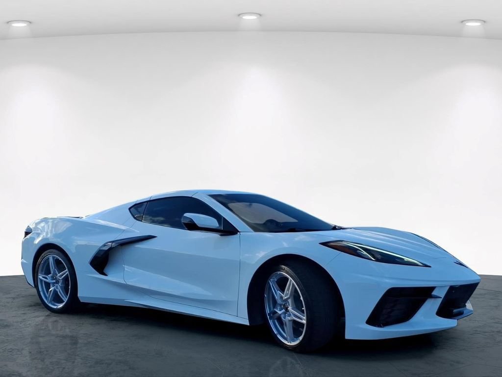 Used 2020 Chevrolet Corvette Stingray Preferred Cpe w/ 2LT Preferred Equipment Group RWD image 5