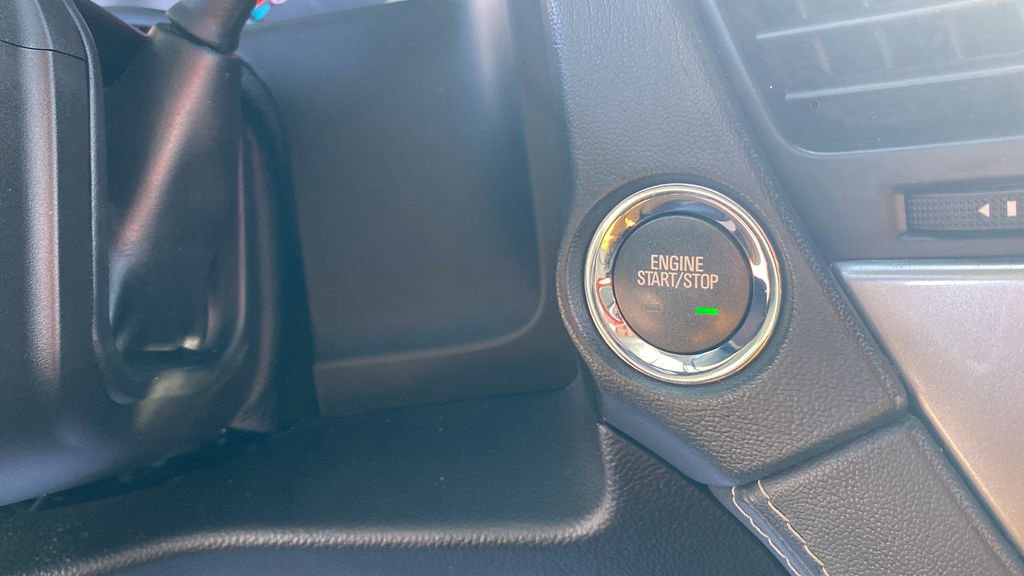 Used 2017 Chevrolet Suburban Premier image 29