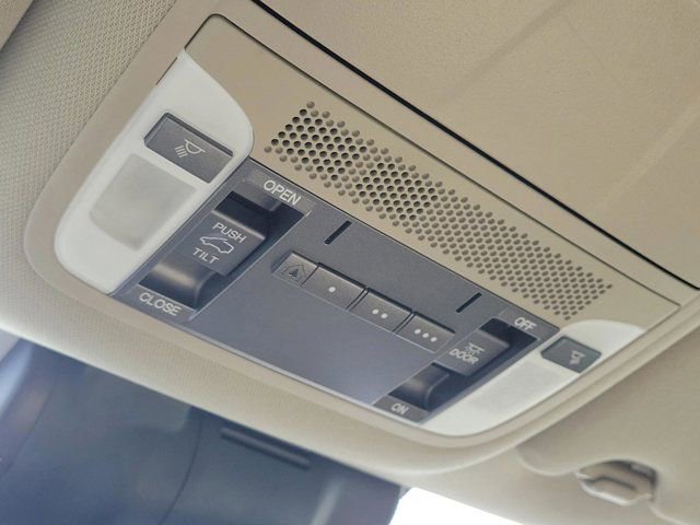 Used 2020 Acura MDX FWD image 28