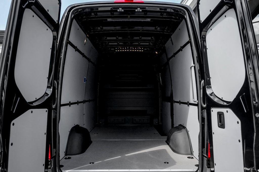 New 2026 Mercedes-Benz Sprinter 2500 image 11