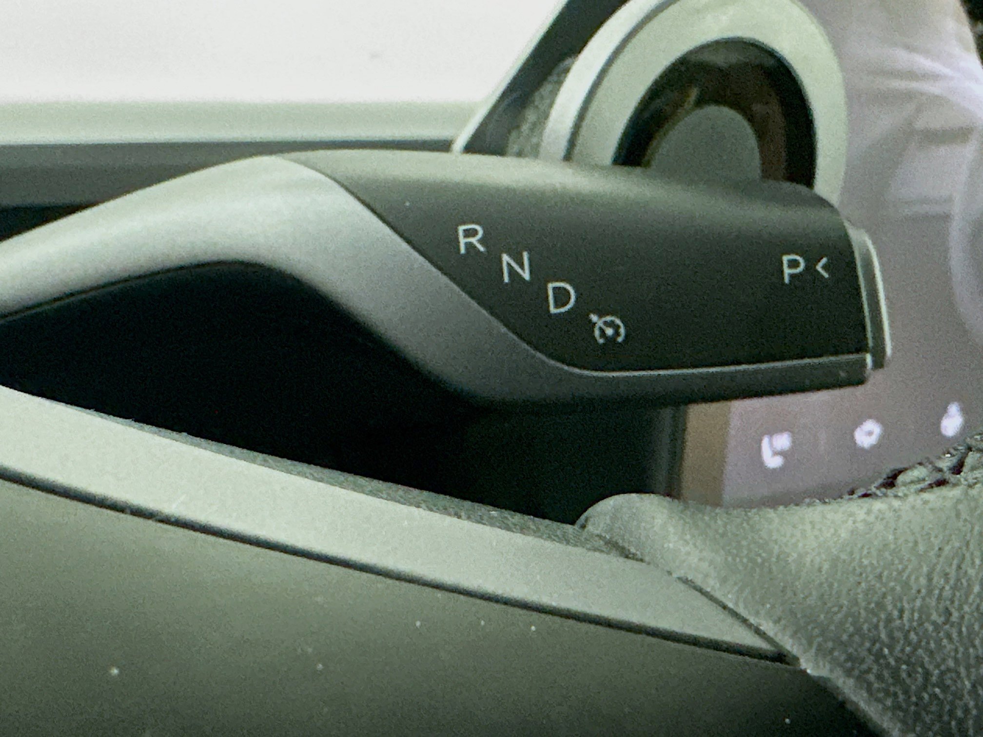 Used 2024 Tesla Model Y Long Range image 23