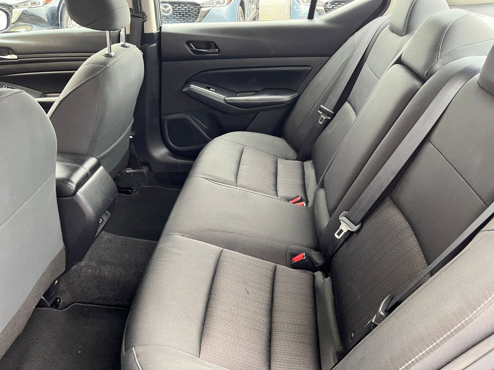 Used 2024 Nissan Altima 2.5 SV image 27