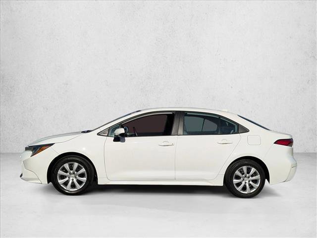 Used 2022 Toyota Corolla LE image 9
