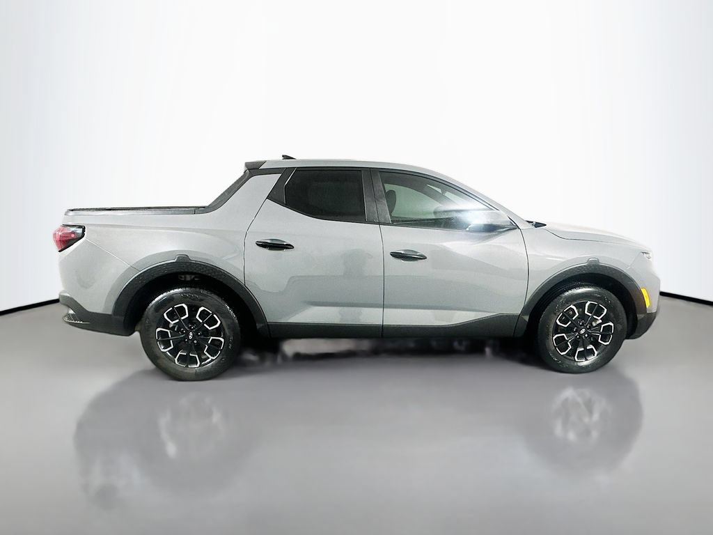 Certified 2024 Hyundai Santa Cruz SE FWD image 4