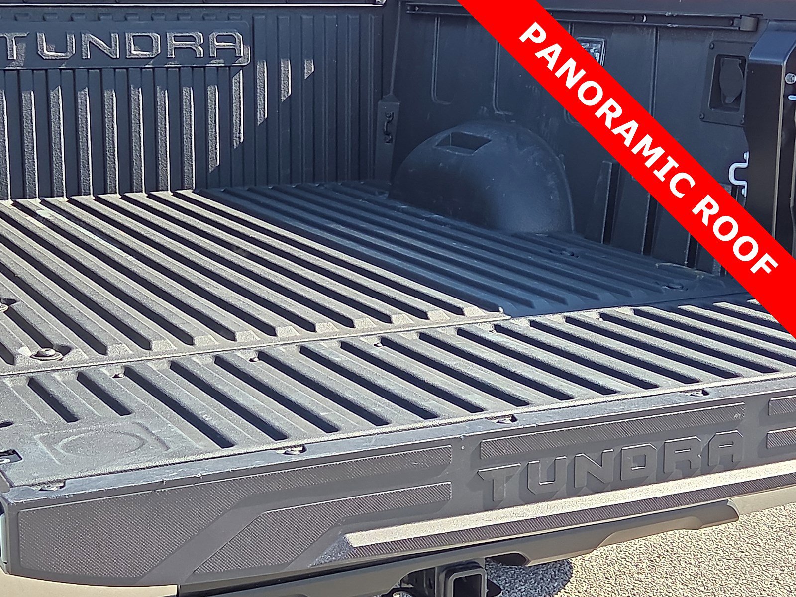 Used 2025 Toyota Tundra Limited image 9