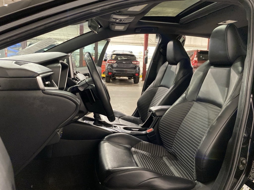 Used 2020 Toyota Corolla XSE image 9
