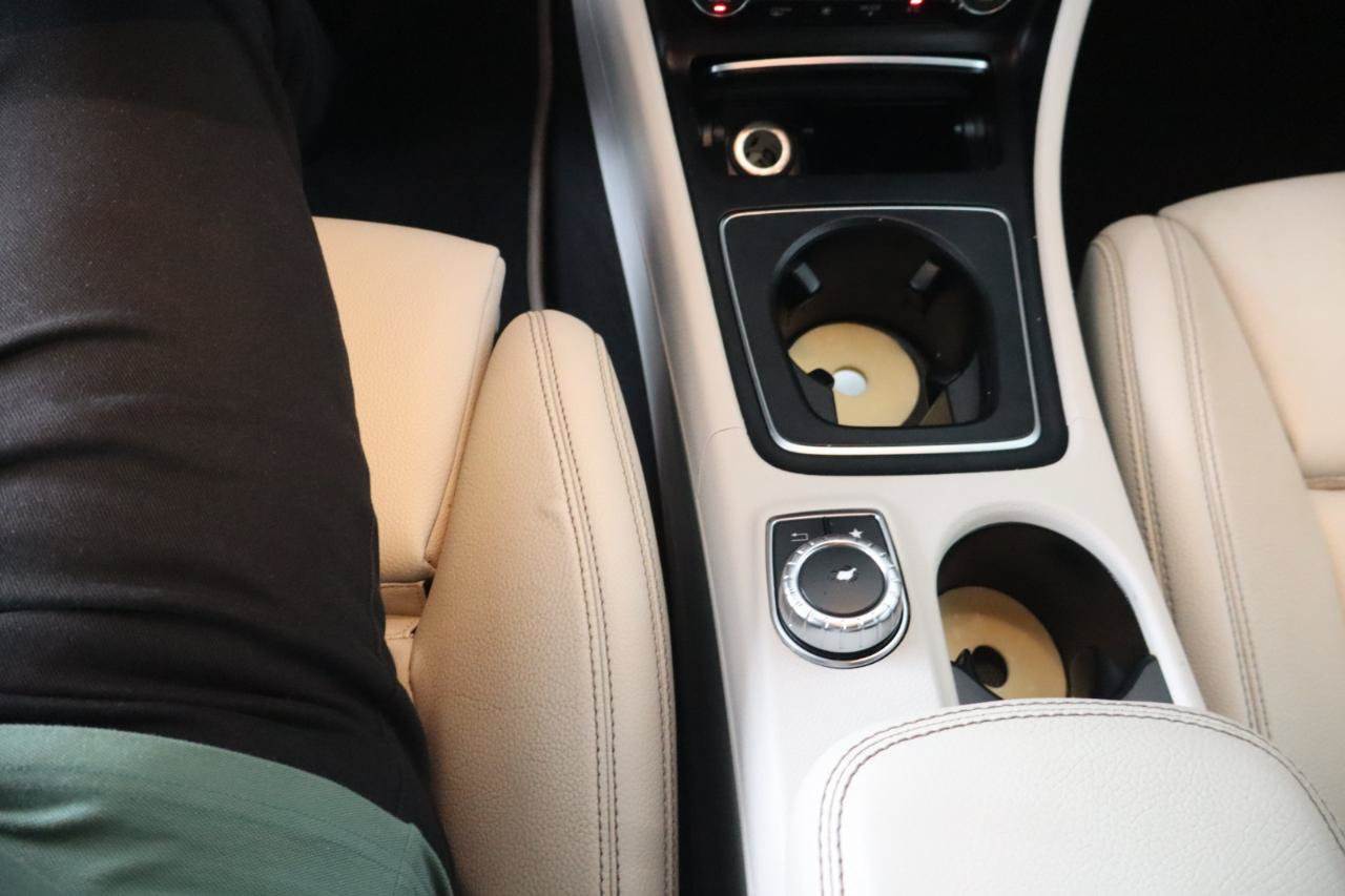 Used 2018 Mercedes-Benz CLA 250 image 20