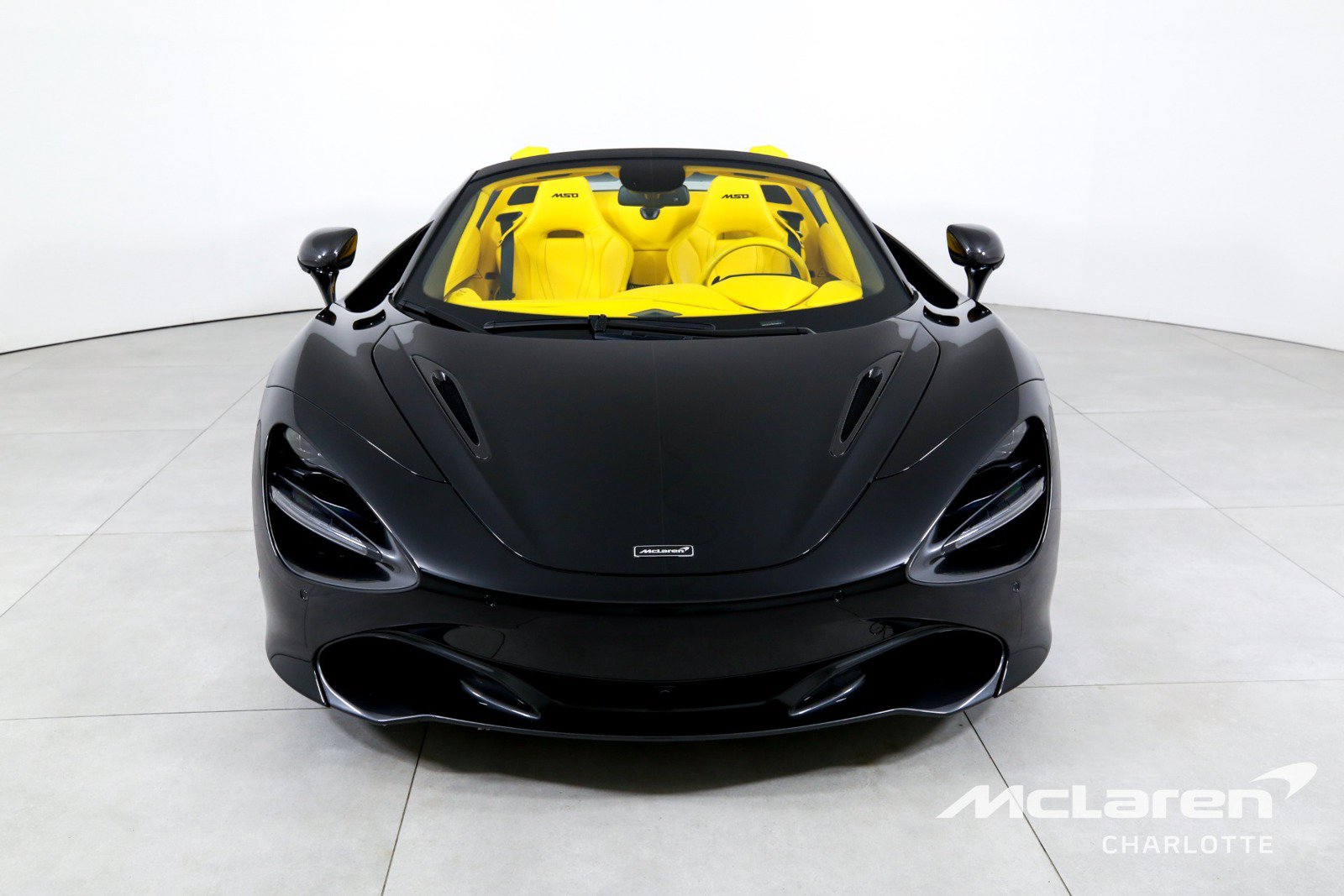Used 2022 McLaren 720S Spider RWD image 5