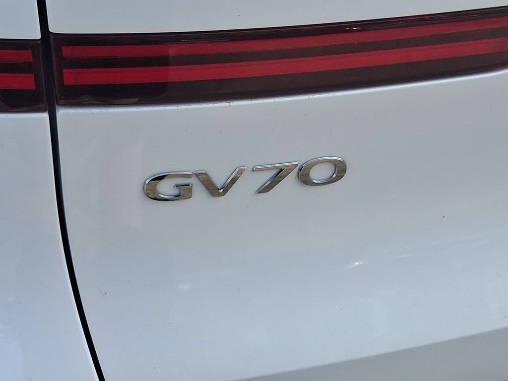 New 2026 Genesis GV70 2.5T Advanced AWD/4WD image 19