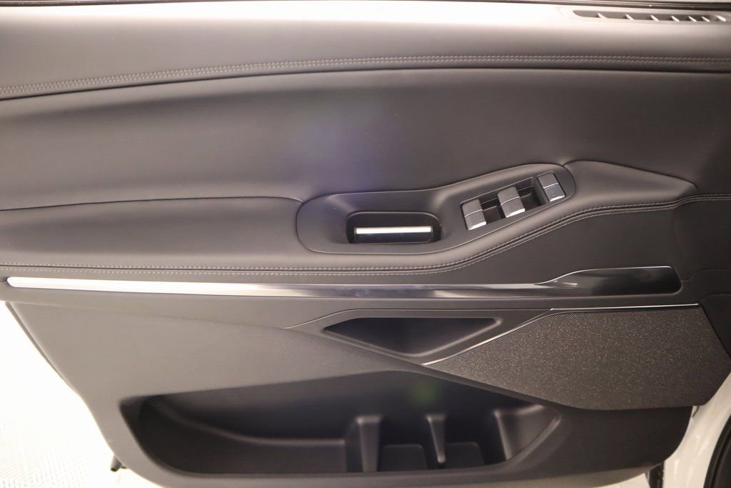 New 2025 Lincoln Navigator Reserve w/ Jet Appearance Package image 18