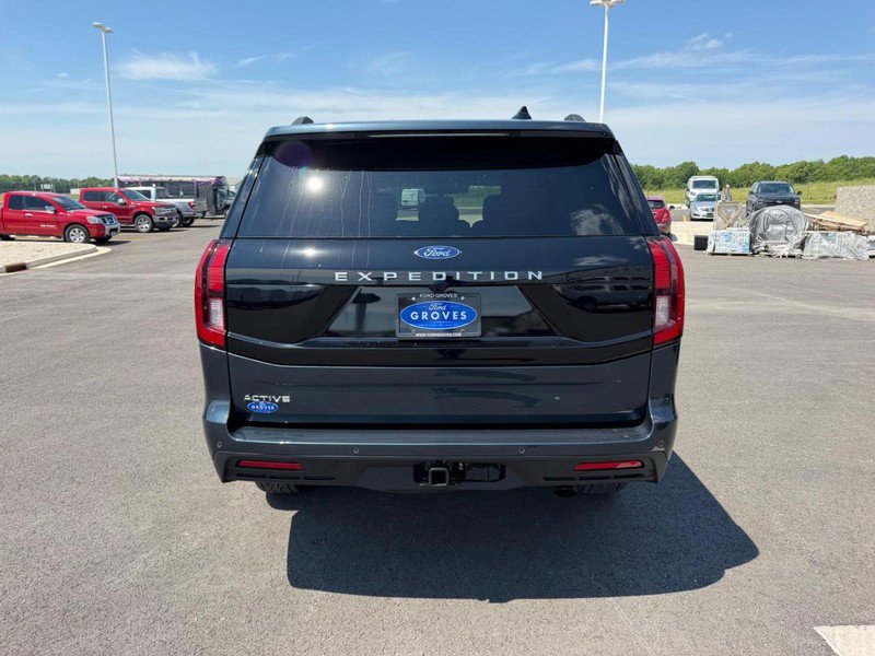 New 2026 Ford Expedition Active AWD/4WD image 6