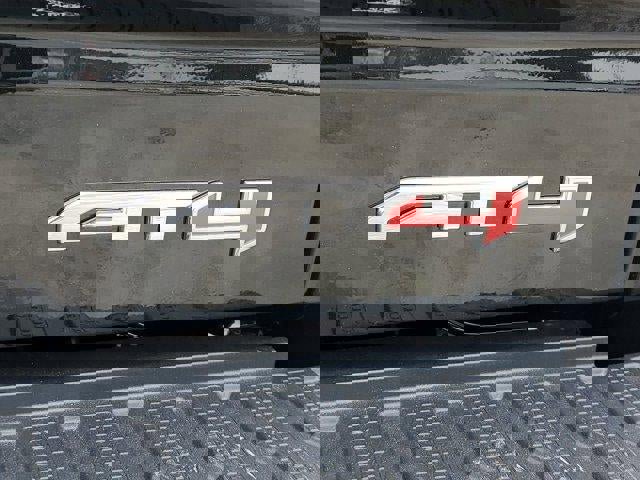 New 2026 GMC Sierra 1500 AT4 w/ Technology Package image 6