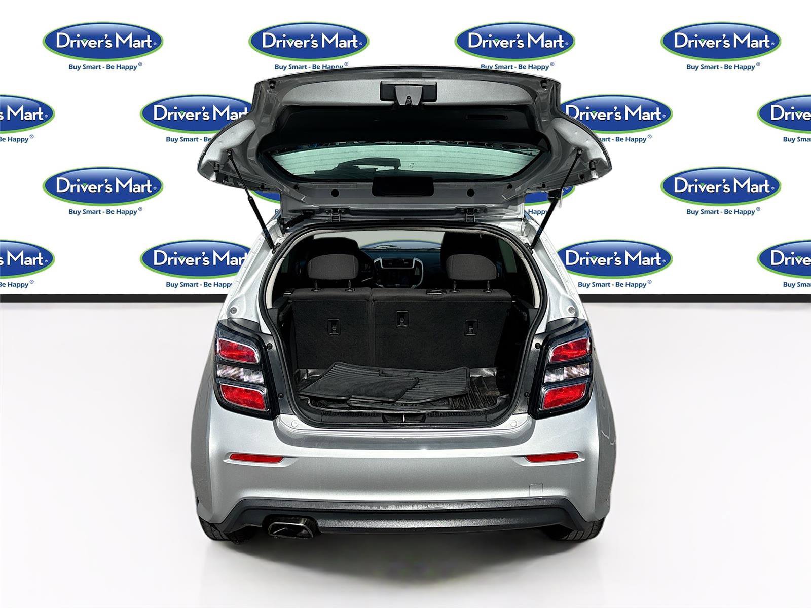 Used 2017 Chevrolet Sonic LT w/ Fun and Sun Package image 28