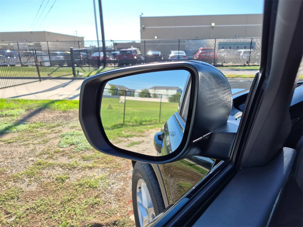 Used 2022 Jeep Grand Cherokee L Laredo w/ Luxury Tech Group I image 52