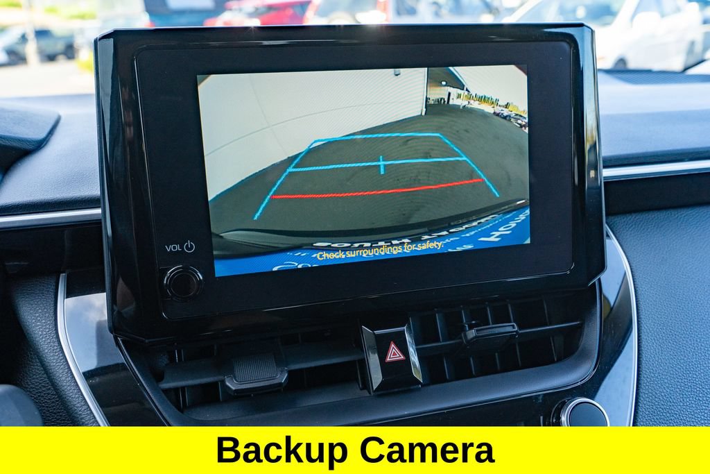 Used 2024 Toyota Corolla LE FWD image 5