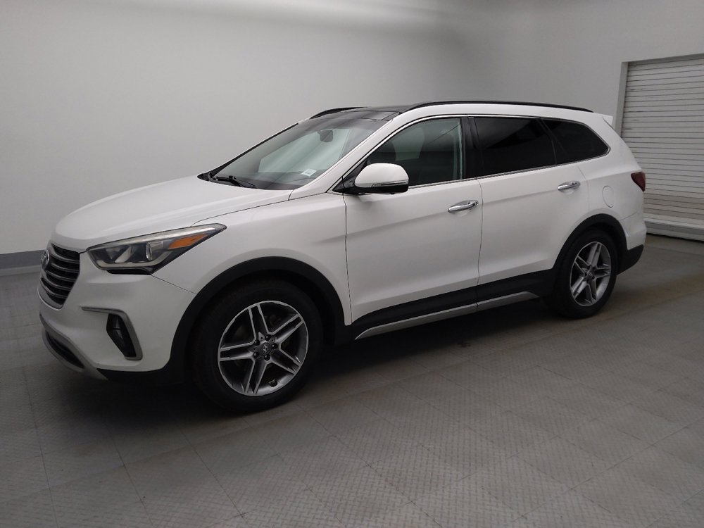 Used 2019 Hyundai Santa Fe XL FWD image 2