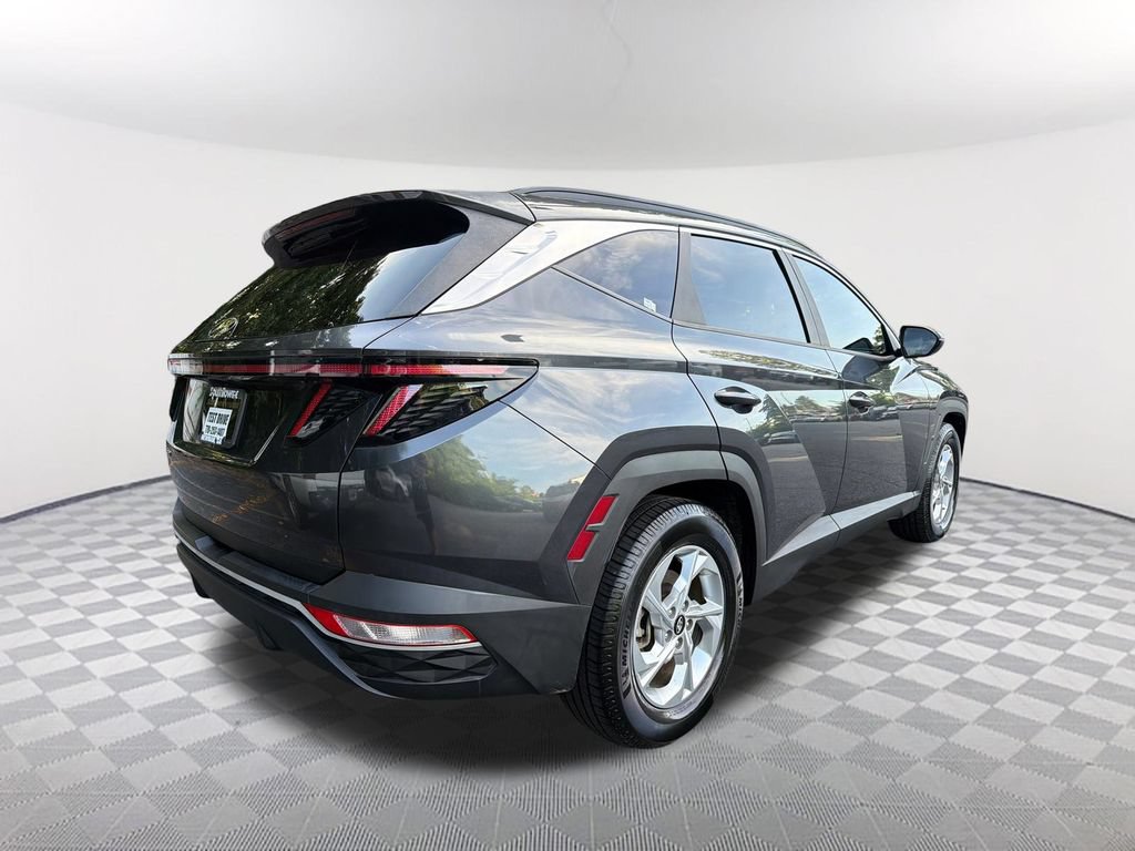 Used 2022 Hyundai Tucson SEL FWD image 5