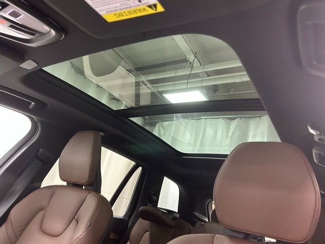 Used 2024 Volvo XC90 B5 Plus w/ Protection Package Premier image 21