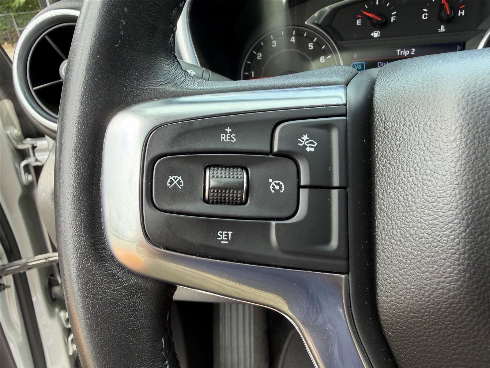 Used 2021 Chevrolet Blazer LT w/ Sound & Technology Package FWD image 24