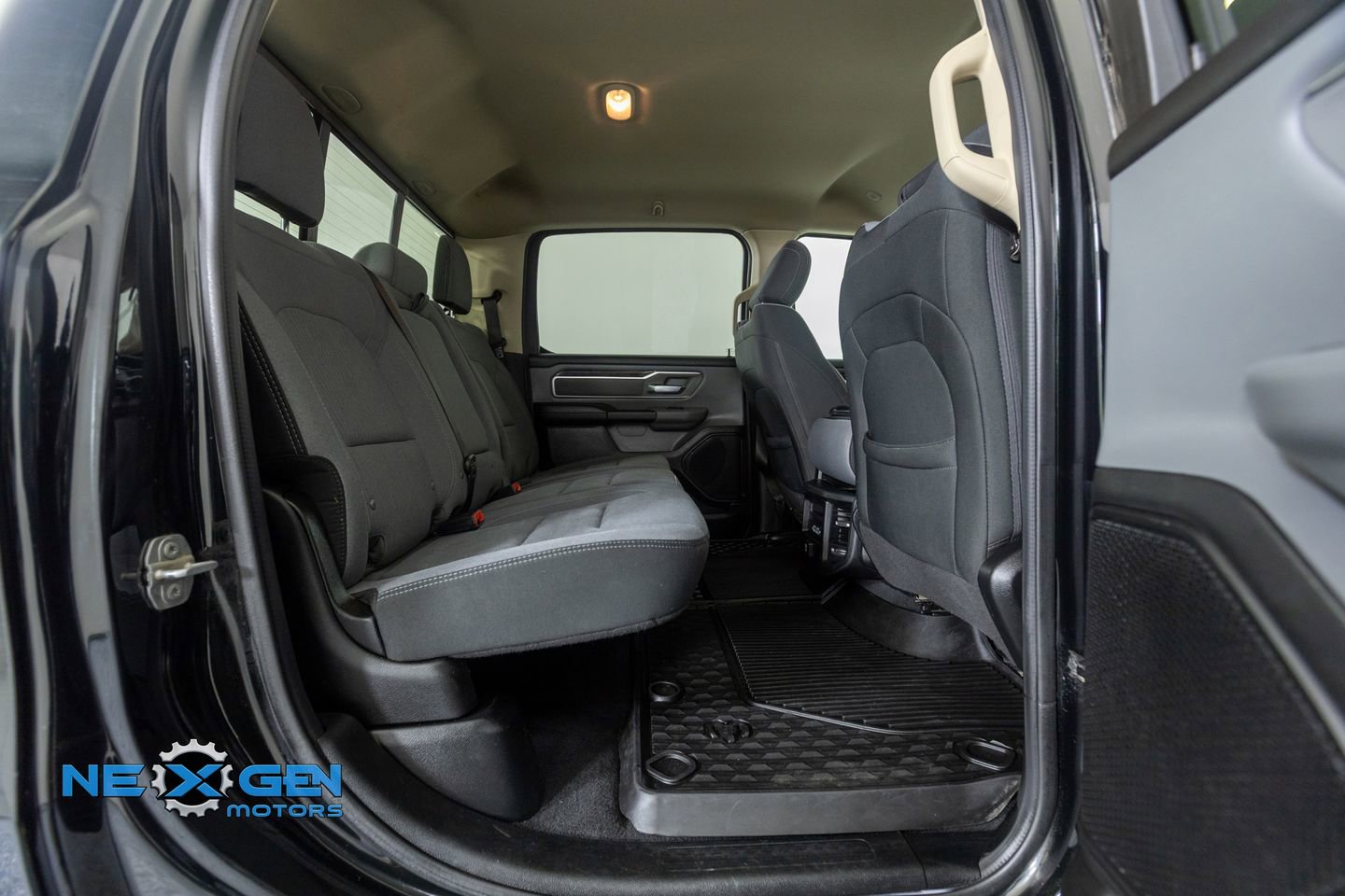 Used 2019 RAM 1500 Big Horn image 34