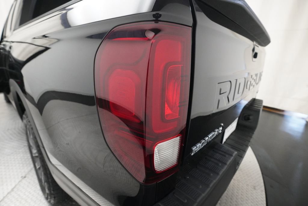 Used 2024 Honda Ridgeline Sport image 31
