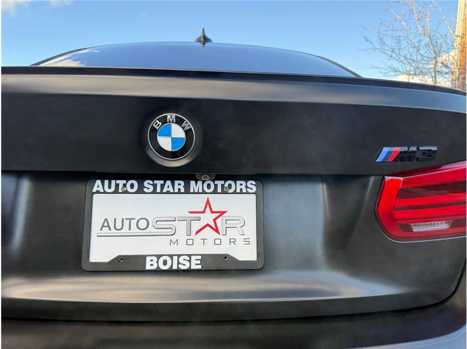 Used 2018 BMW M3 RWD image 46
