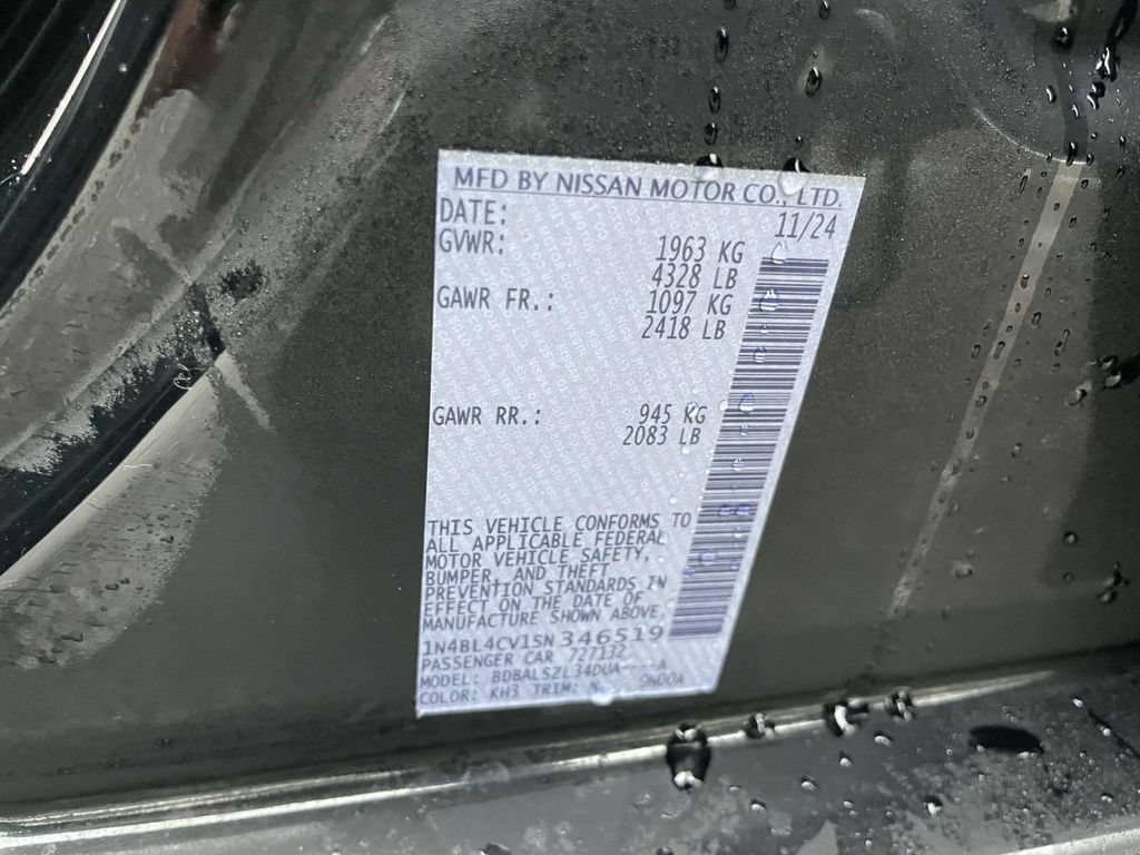 Certified 2025 Nissan Altima 2.5 SR FWD image 11