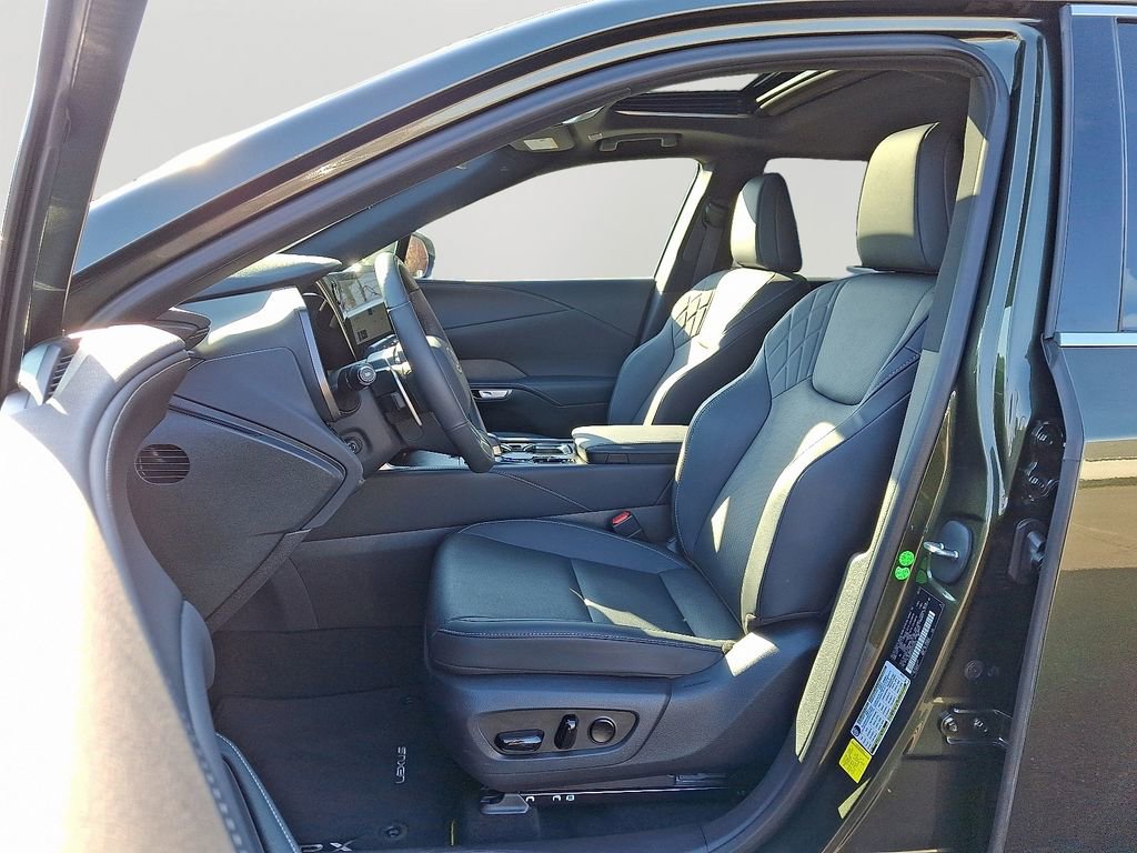 Used 2025 Lexus RX 350 Premium image 14