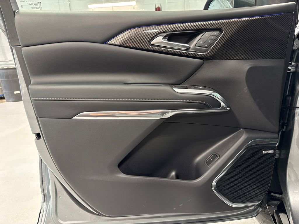 New 2026 Chevrolet Traverse High Country w/ LPO, Floor Liner Package AWD/4WD image 33