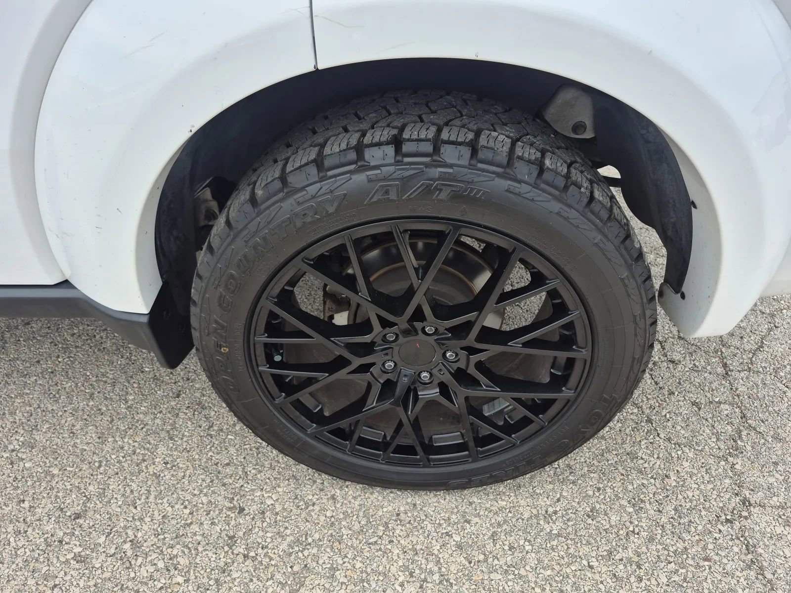 Used 2011 Dodge Nitro Heat RWD image 10