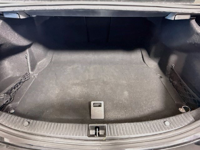 Used 2019 Mercedes-Benz C 300 Sedan image 34