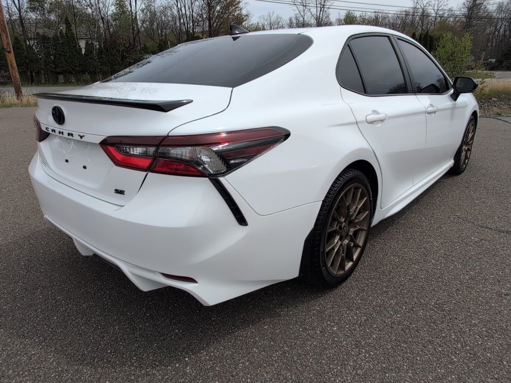 Used 2023 Toyota Camry SE FWD image 7