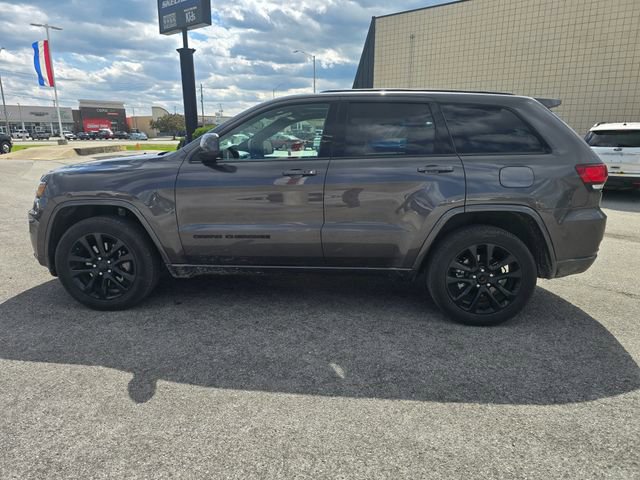 Used 2021 Jeep Grand Cherokee Laredo X AWD/4WD image 6