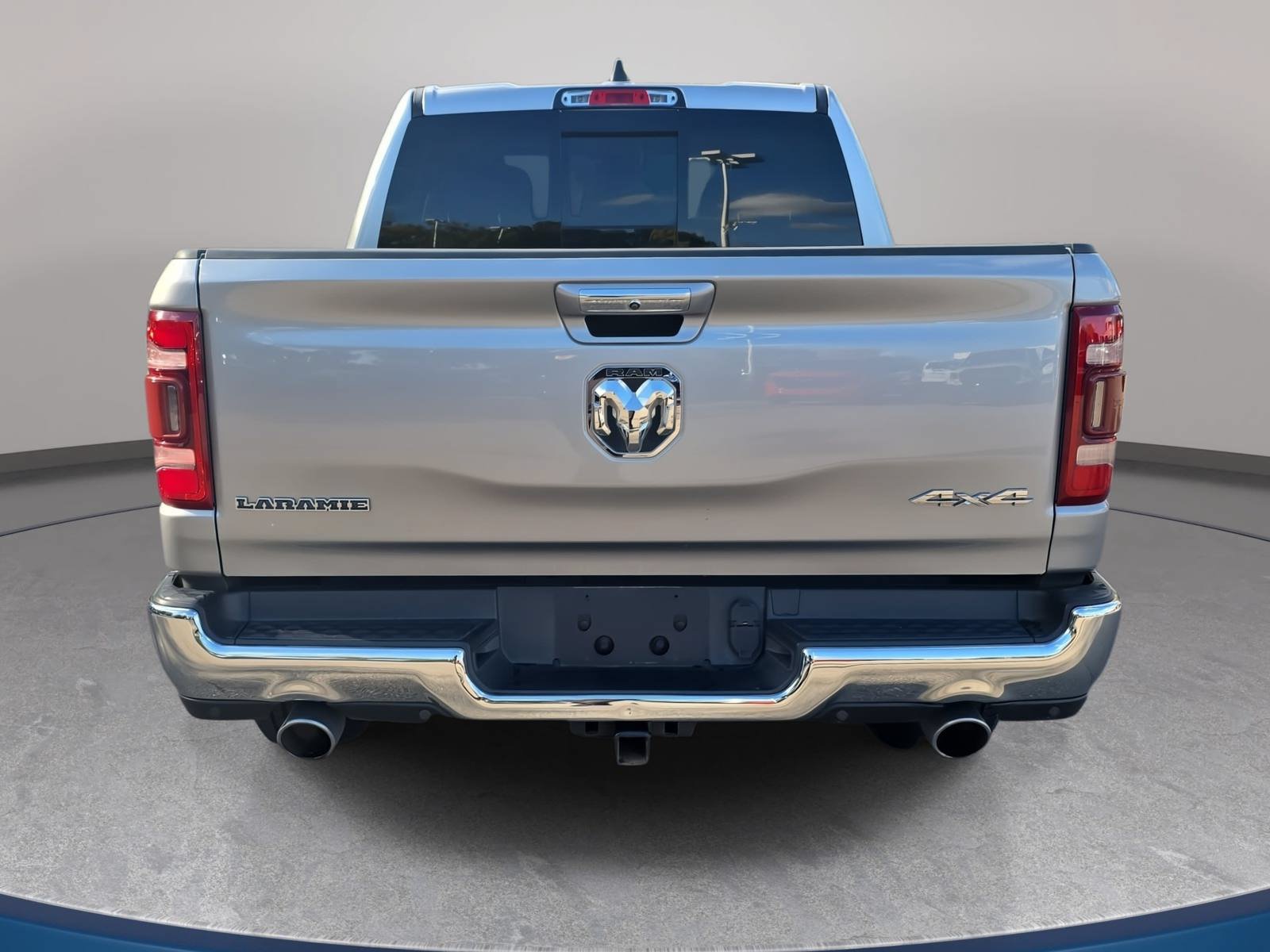 Used 2021 RAM 1500 Laramie AWD/4WD image 6